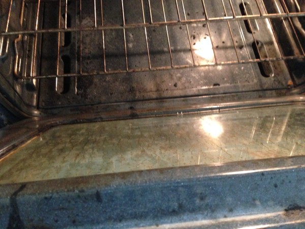 How to Clean Your Oven with 3 Simple Ingredients!