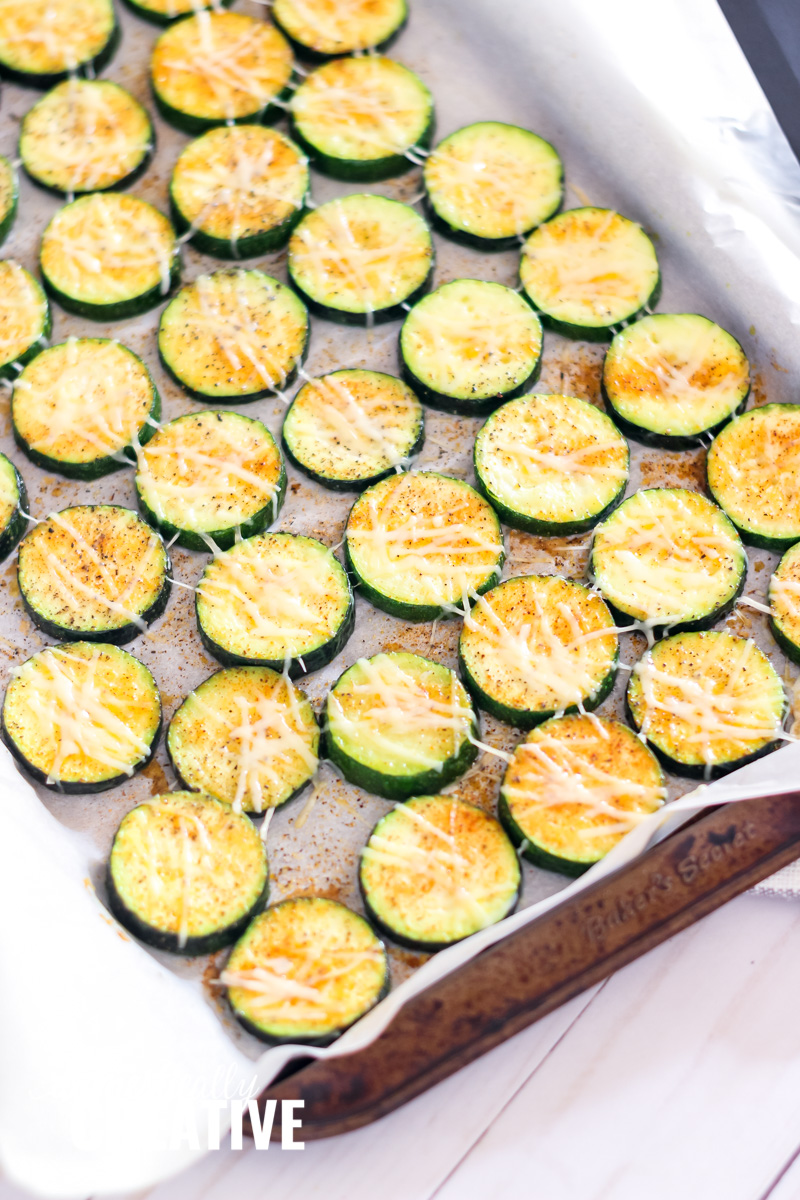 Easy oven roasted zucchini
