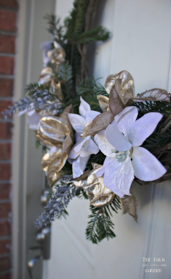 Easy, DIY Winter Wreath
