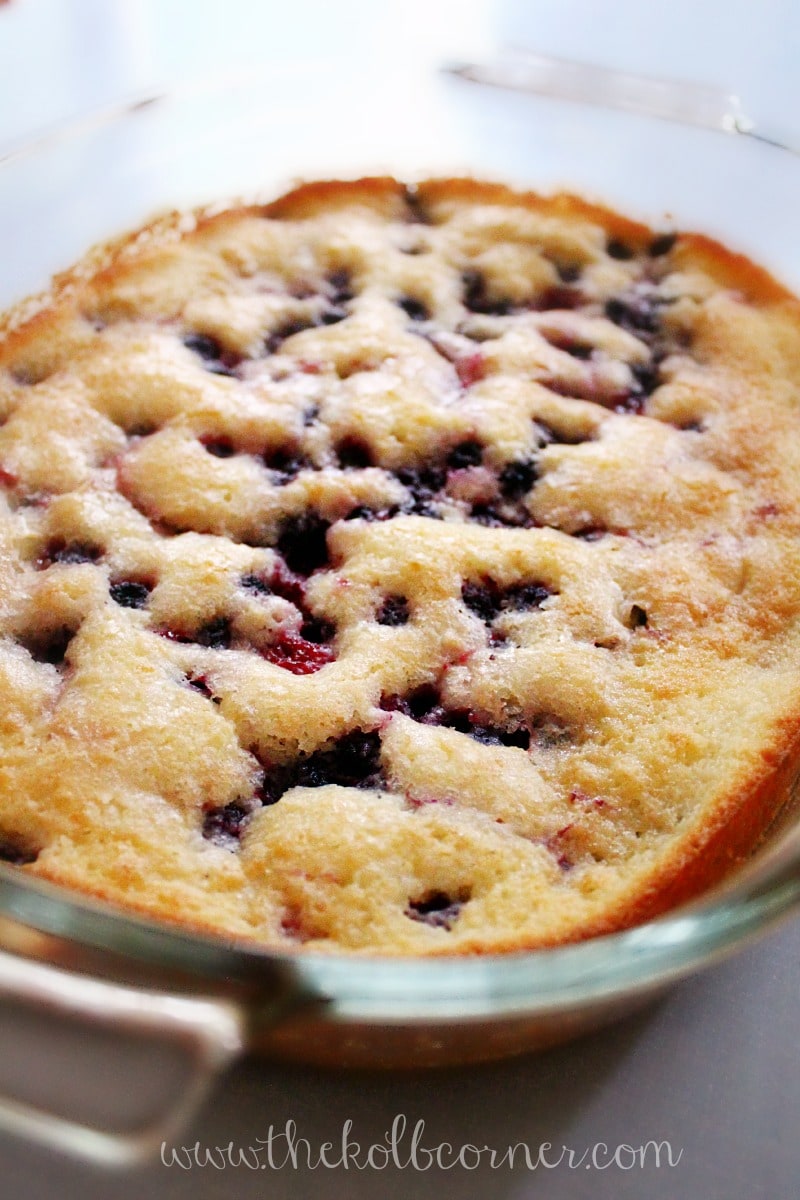 An easy 4 ingredient berry cobbler, perfect for summer cook outs