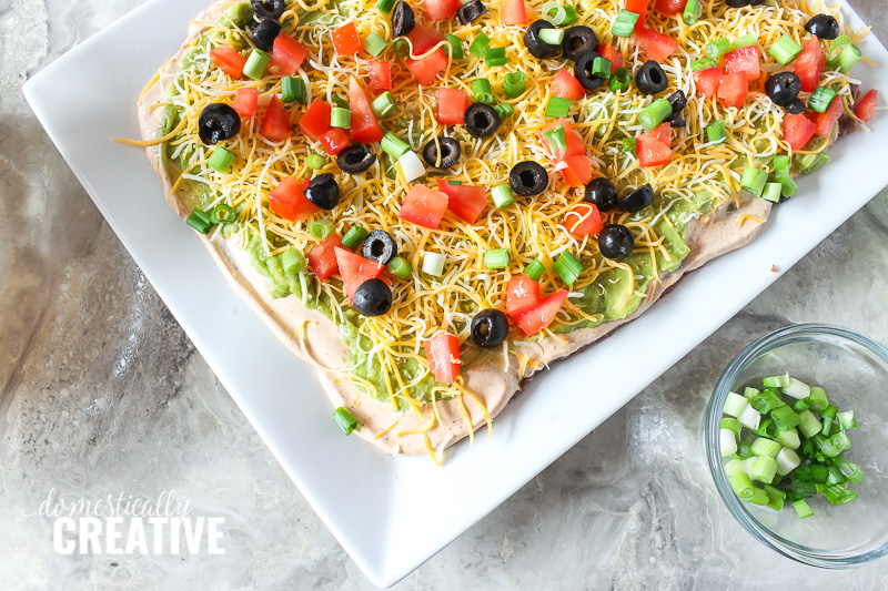 Quick and Easy Mexican 7 Layer Dip