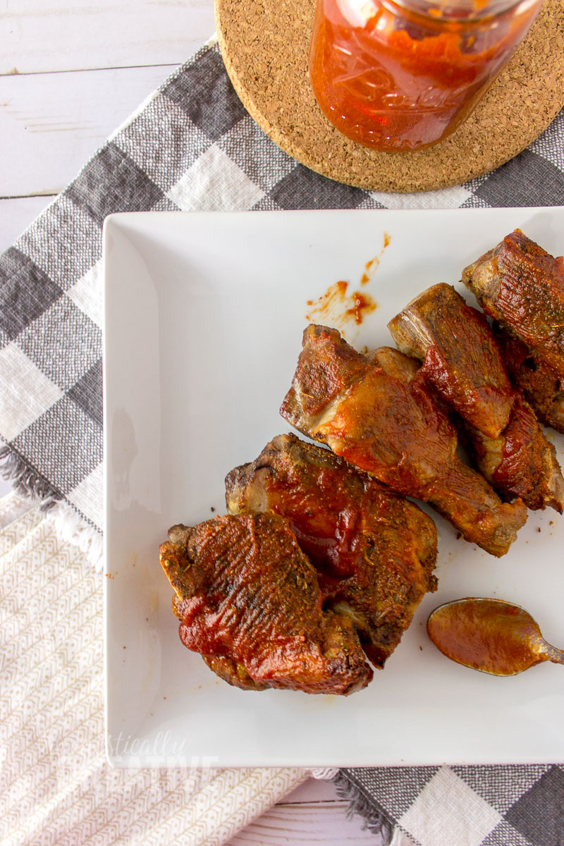 Sugar free homemade barbecue sauce and slow cooker barbecue ribs--yes please! #steviva #nectevia #erysweet