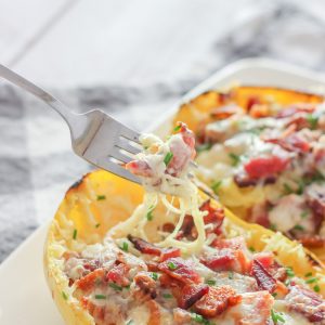 Easy and Delicious! Bacon Alfredo Spaghetti Squash