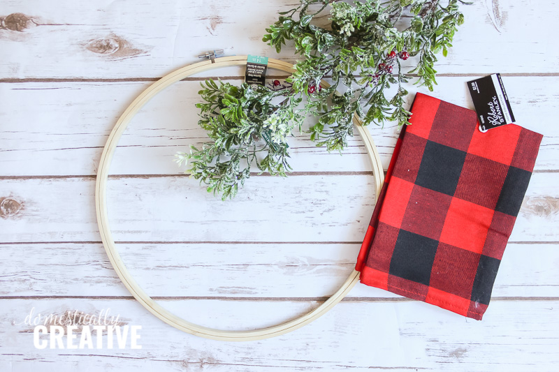 Buffalo Check Christmas Wreath DIY Tutorial - Artful Homemaking