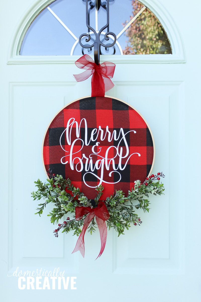 DIY Christmas Buffalo Check Hoop Wreath