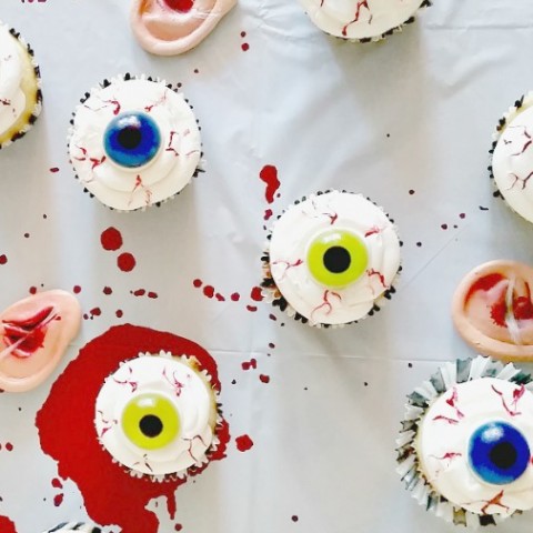 Image for Halloween Dessert - Easy DIY Bloodshot Eyeball Cupcakes