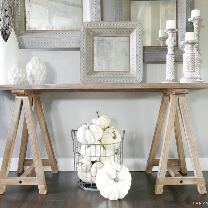 Image for Simple Fall Entry Way