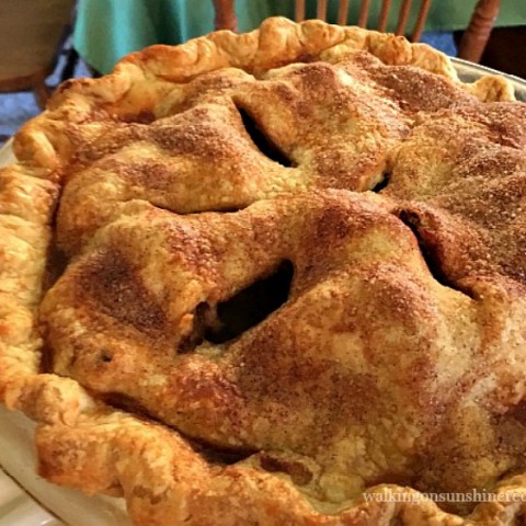 Image for How to Make the Most Delicious Homemade Apple Pie