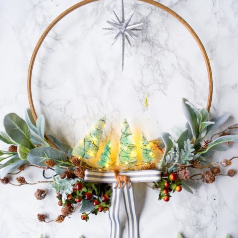 Image for DIY Minty & Cool Holiday Wreath
