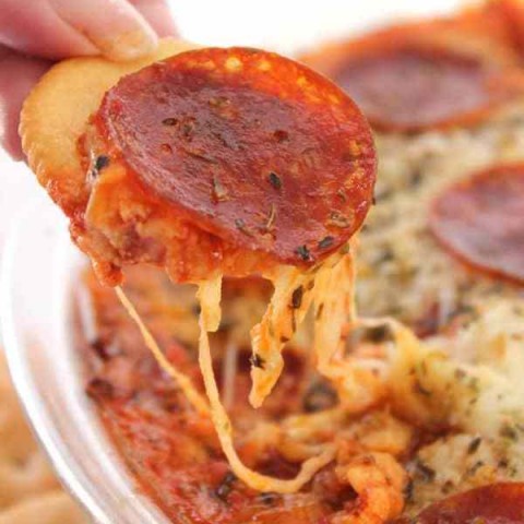 Image for Easy Cheesy Pizza Dip