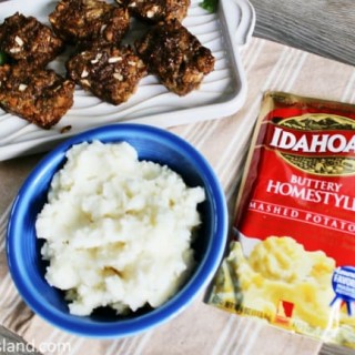 Image for Weeknight Dinner Mini Meatloaves Potatoes