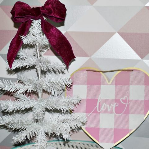 Image for Make A Buffalo Plaid Valentine&rsquo;s Day Heart